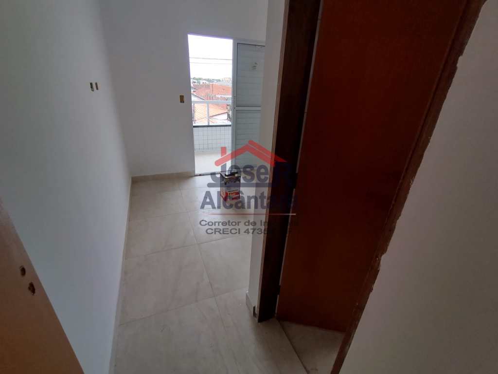 Casa de Condomínio em Praia Grande, no bairro Samambaia