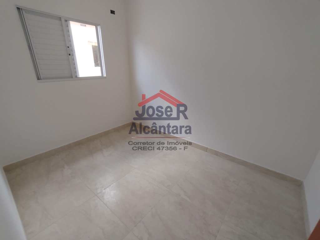 Casa de Condomínio em Praia Grande, no bairro Samambaia