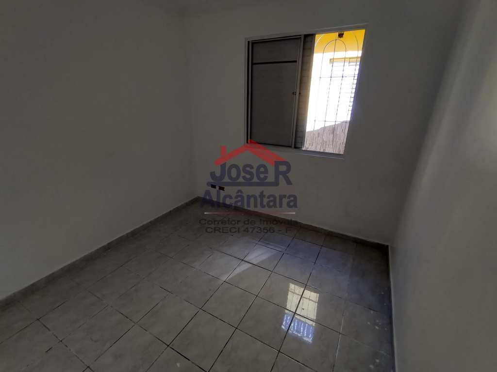 Casa em Praia Grande, no bairro Samambaia