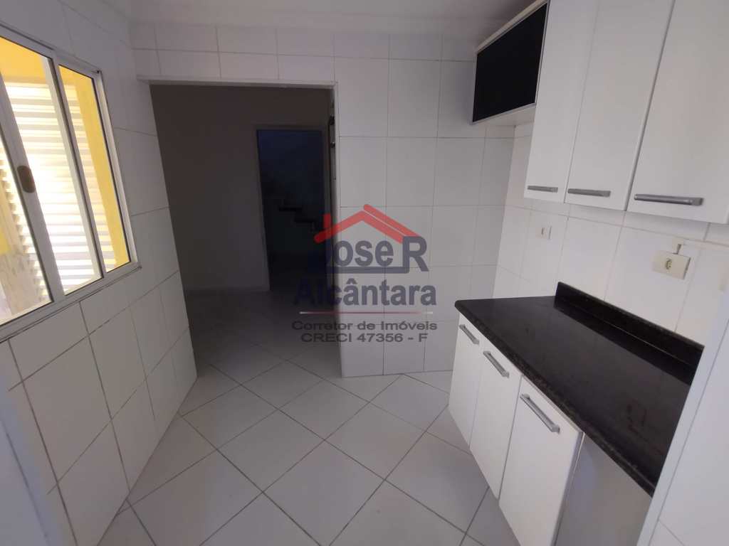 Casa em Praia Grande, no bairro Samambaia