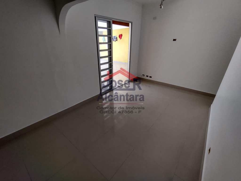 Casa em Praia Grande, no bairro Samambaia
