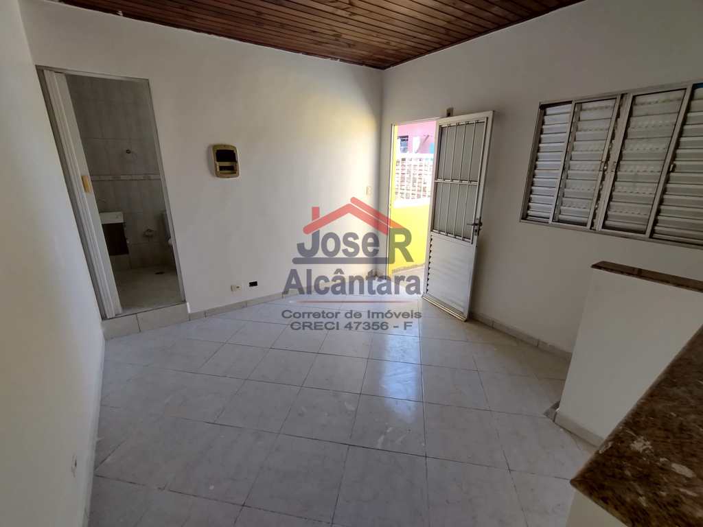 Casa em Praia Grande, no bairro Samambaia