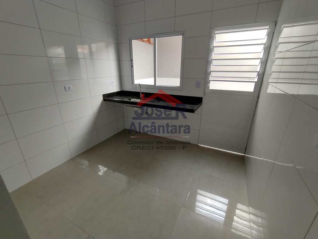 Sobrado de Condomínio em Praia Grande, no bairro Sítio do Campo