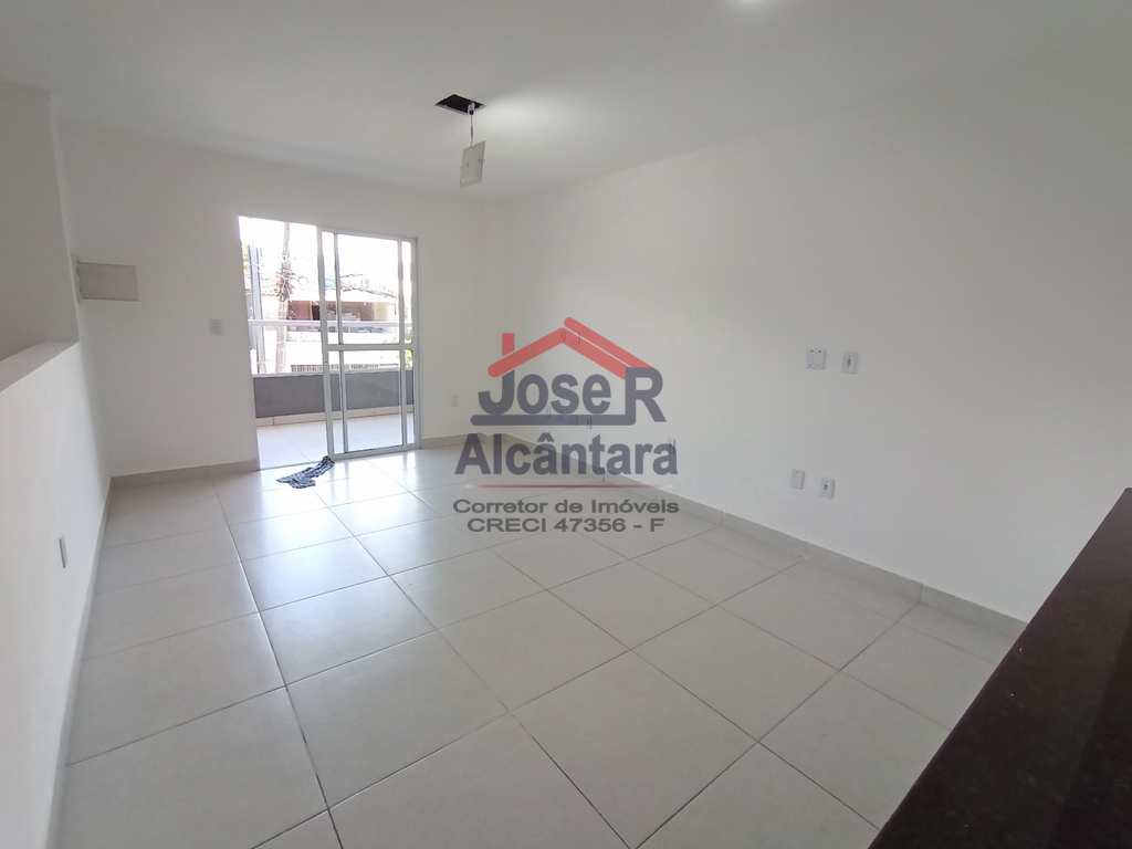 Casa em Praia Grande, no bairro Ribeirópolis