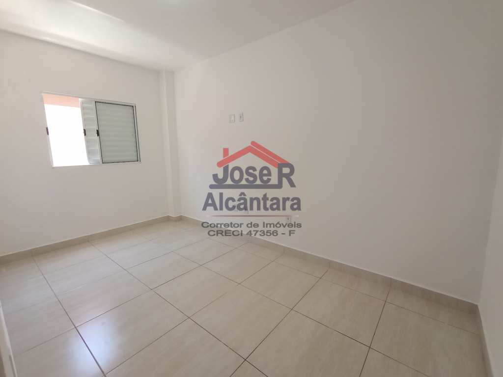 Casa em Praia Grande, no bairro Ribeirópolis