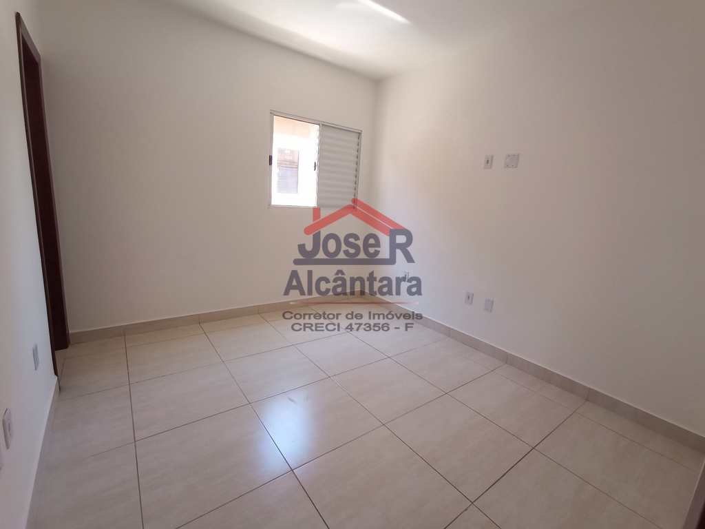 Casa em Praia Grande, no bairro Ribeirópolis