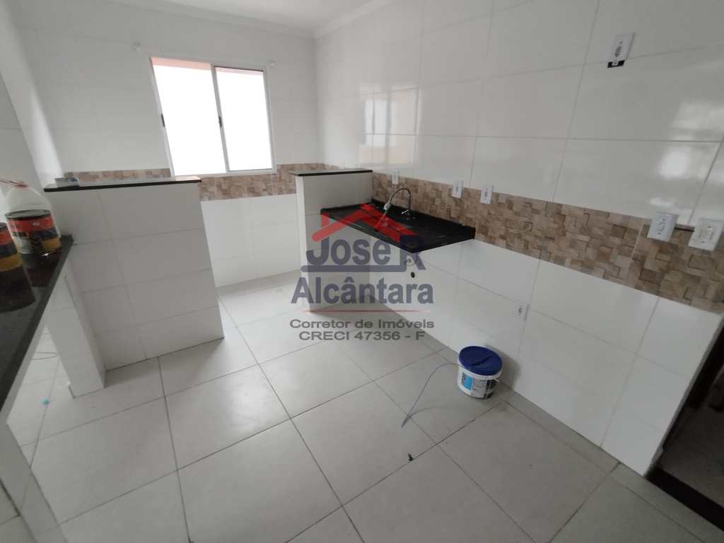 Casa em Praia Grande, no bairro Ribeirópolis