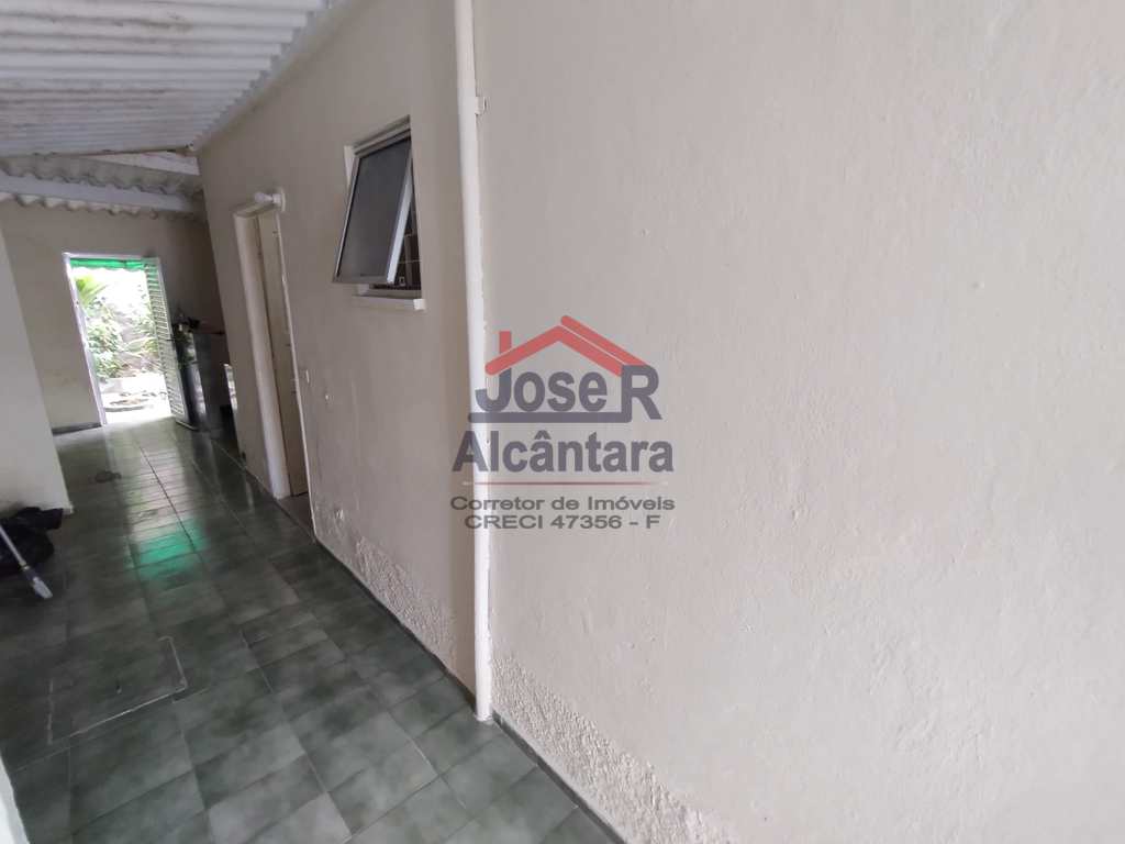 Casa em Praia Grande, no bairro Samambaia