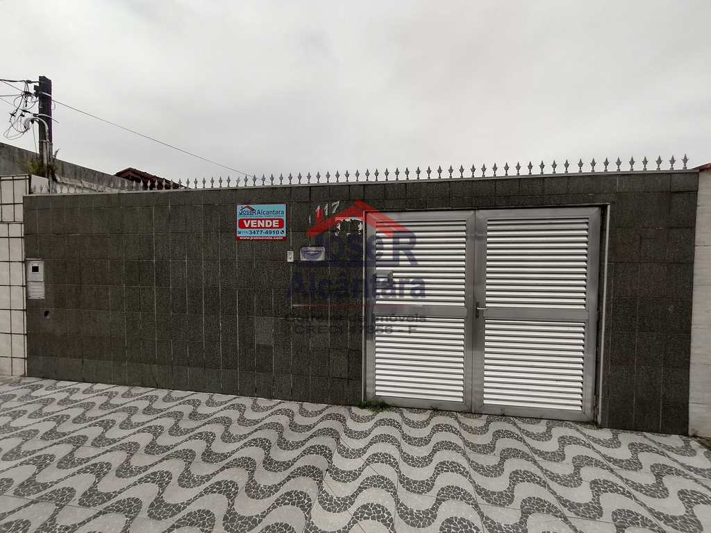 Casa em Praia Grande, no bairro Samambaia