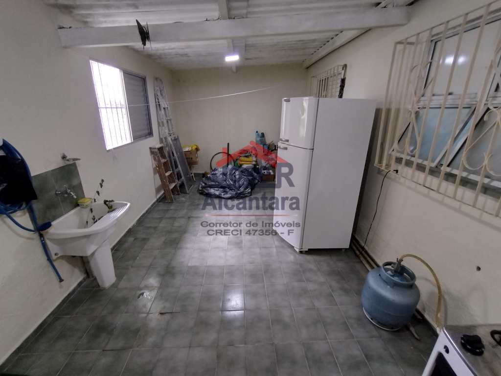 Casa em Praia Grande, no bairro Samambaia