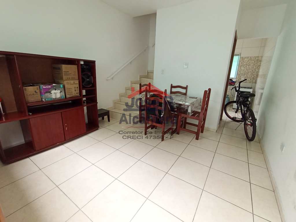 Sobrado de Condomínio em Praia Grande, no bairro Ribeirópolis