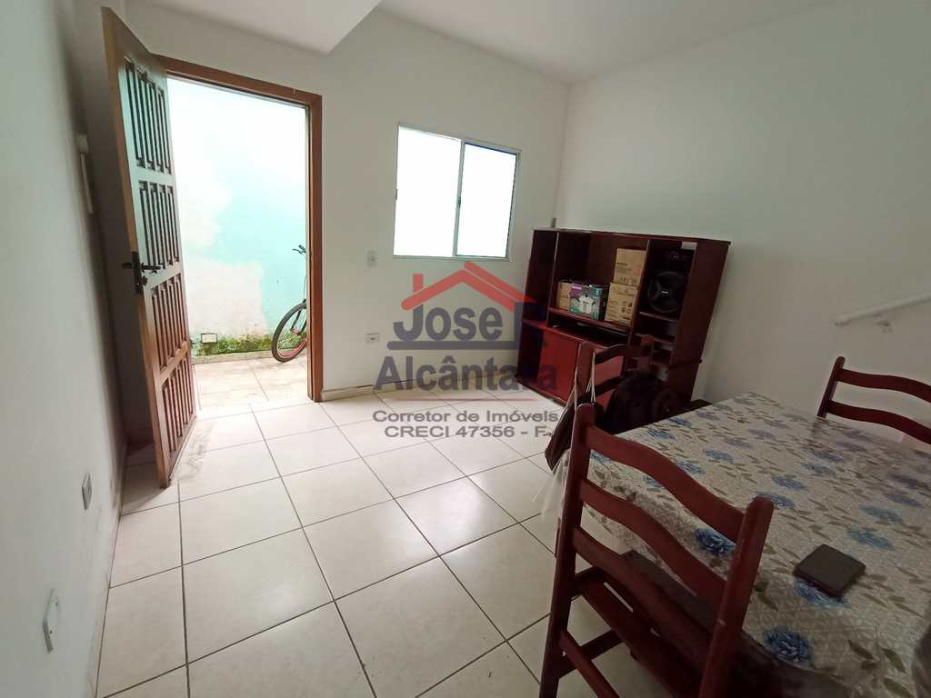 Sobrado de Condomínio em Praia Grande, no bairro Ribeirópolis