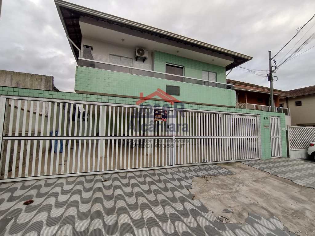 Casa de Condomínio em Praia Grande, no bairro Melvi