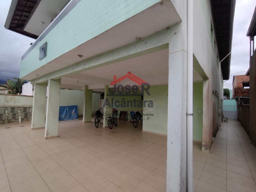 Casa de Condomínio em Praia Grande, no bairro Melvi