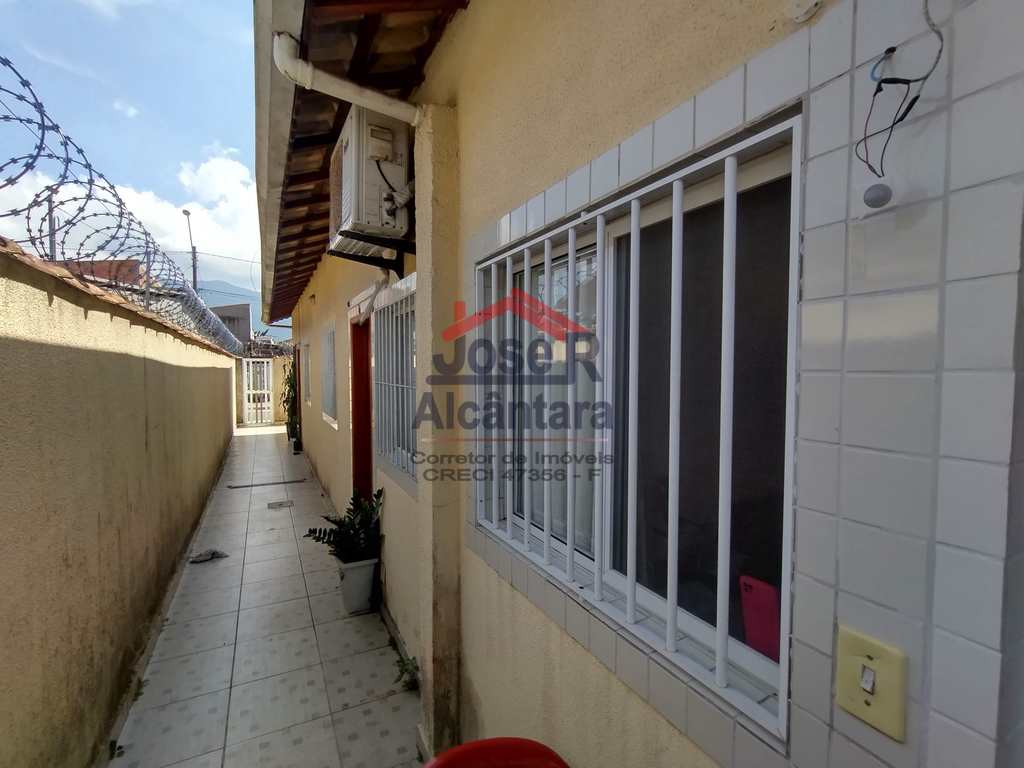 Casa de Condomínio em Praia Grande, no bairro Melvi