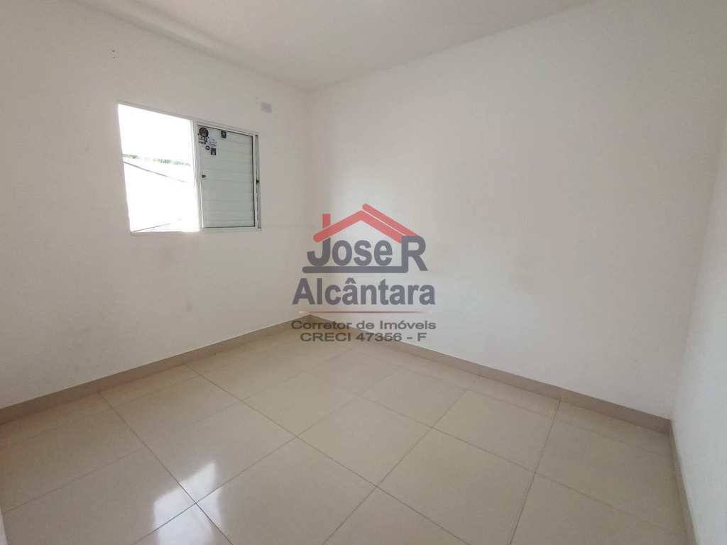 Casa em Praia Grande, no bairro Esmeralda