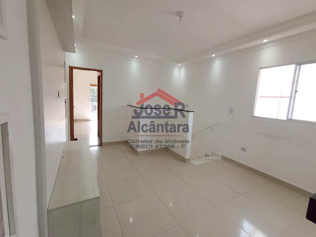 Casa em Praia Grande, no bairro Esmeralda