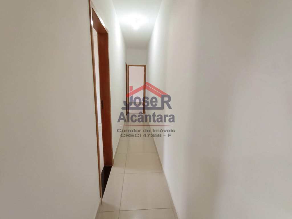 Casa em Praia Grande, no bairro Esmeralda