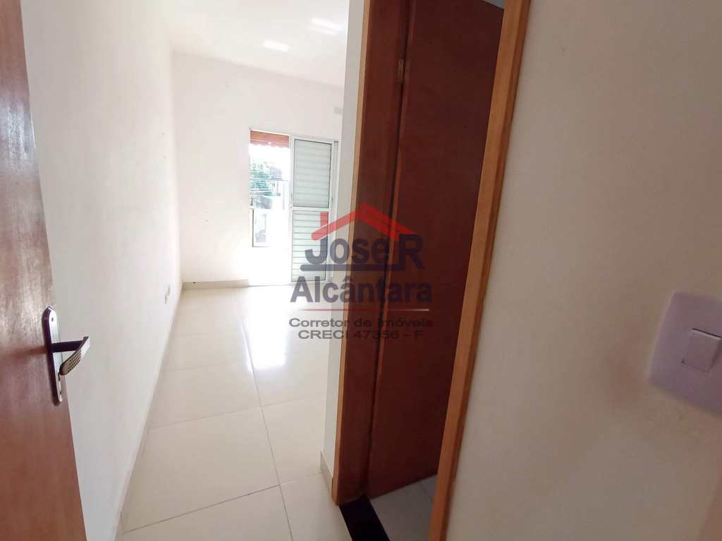 Casa em Praia Grande, no bairro Esmeralda