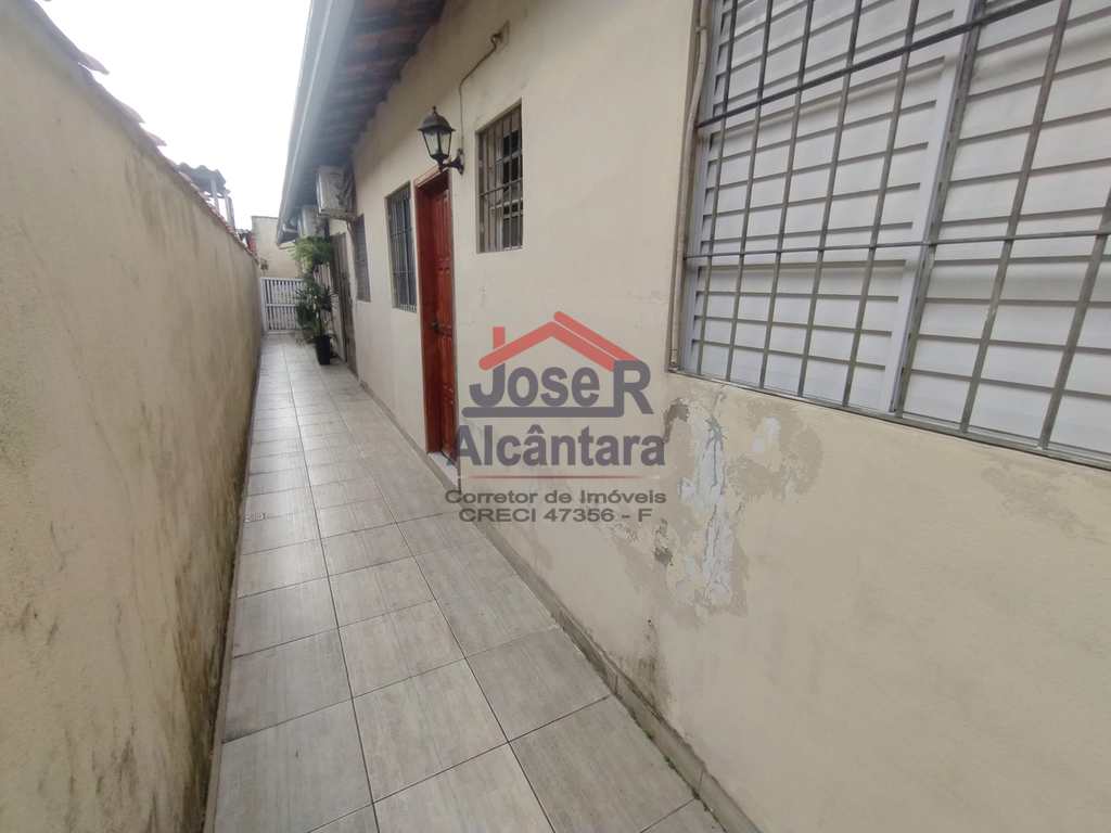 Casa de Condomínio em Praia Grande, no bairro Samambaia