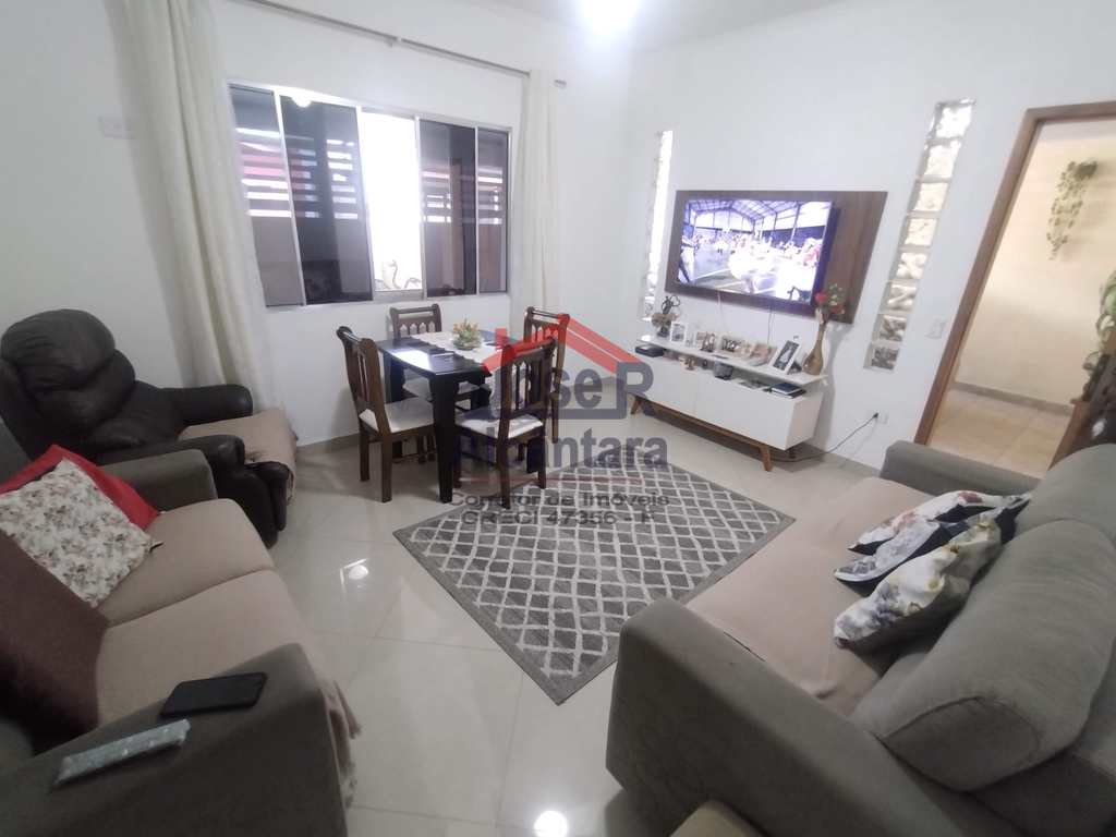 Casa em Praia Grande, no bairro Tupiry