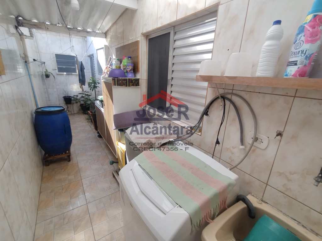 Casa em Praia Grande, no bairro Tupiry