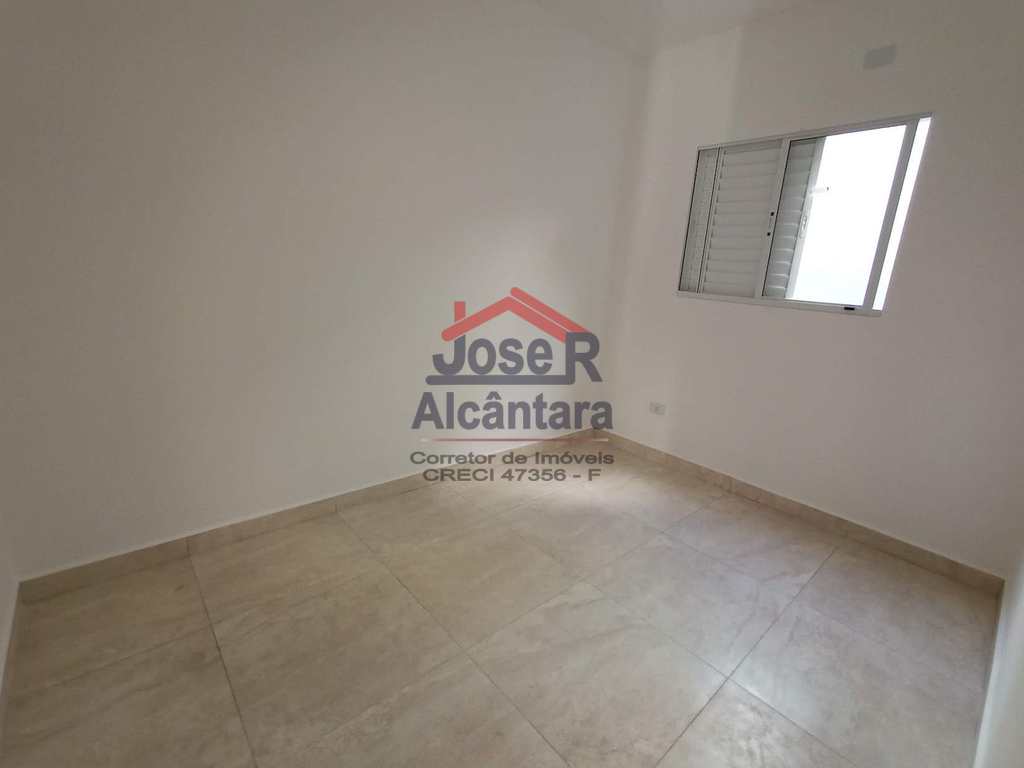 Casa de Condomínio em Praia Grande, no bairro Samambaia