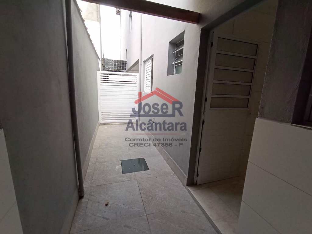 Casa de Condomínio em Praia Grande, no bairro Samambaia