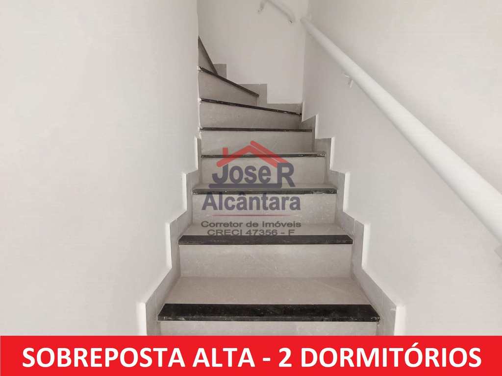 Casa de Condomínio em Praia Grande, no bairro Samambaia