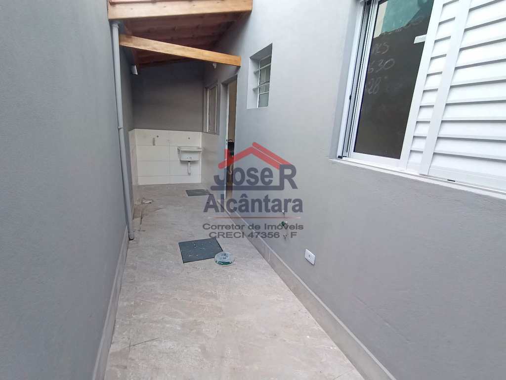 Casa de Condomínio em Praia Grande, no bairro Samambaia