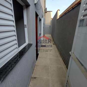 Casa de Condomínio em Praia Grande, bairro Melvi