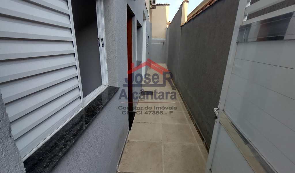 Casa de Condomínio em Praia Grande, bairro Melvi