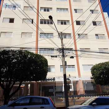 Apartamento em Presidente Prudente, bairro Centro