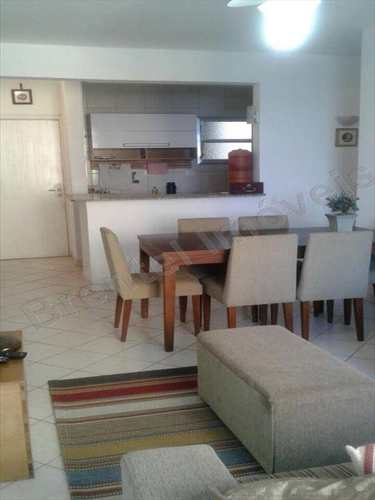 Apartamento, código 2304 em Guarujá, bairro Pitangueiras