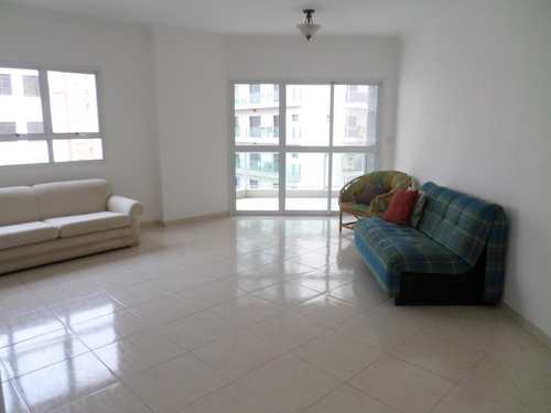 Apartamento, código 1543 em Guarujá, bairro Pitangueiras