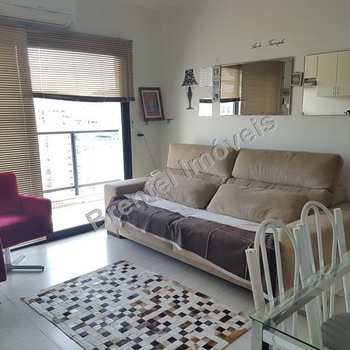 Flat em Guarujá, bairro Centro