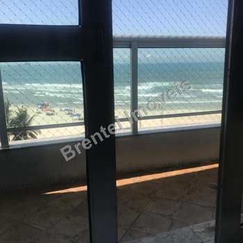 Apartamento em Guarujá, bairro Pitangueiras