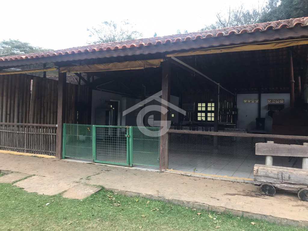 Sítio em Guararema, no bairro Itapeti
