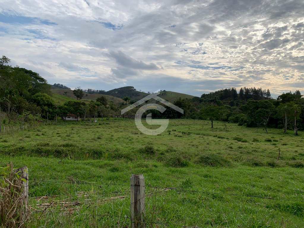 Sítio em Santa Branca, no bairro Santa Branca