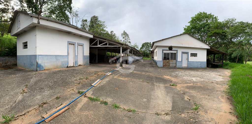 Sítio em Santa Branca, no bairro Santa Branca