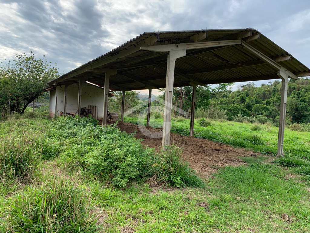 Sítio em Santa Branca, no bairro Santa Branca
