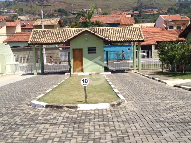 Casa em Guararema, no bairro Residencial Primavera