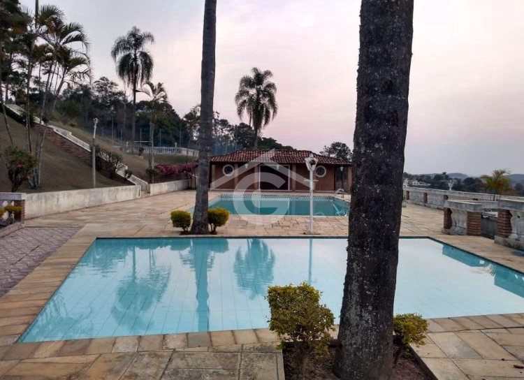 Sítio em Guararema, no bairro Parque Agrinco