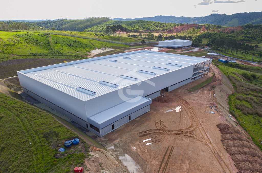 Galpão Industrial em Guararema, no bairro Paratei