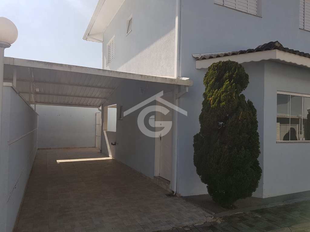 Casa em Guararema, no bairro Itapema