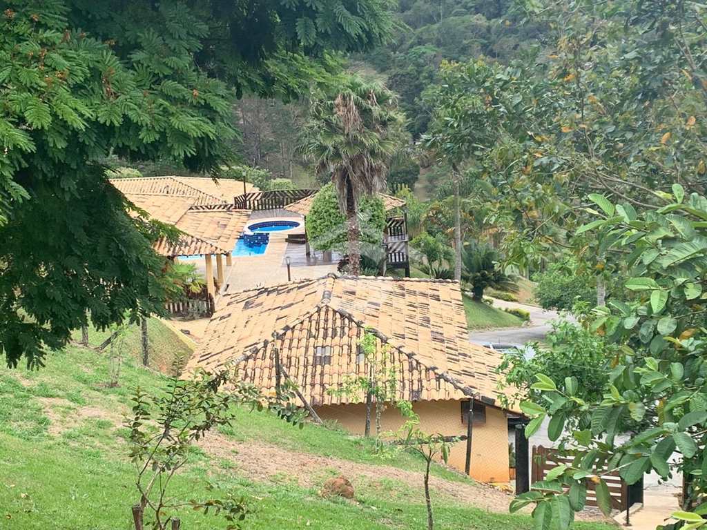 Sítio em Guararema, no bairro Itaoca