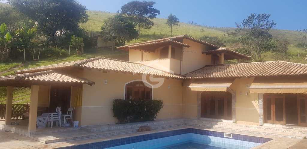 Sítio em Guararema, no bairro Itaoca