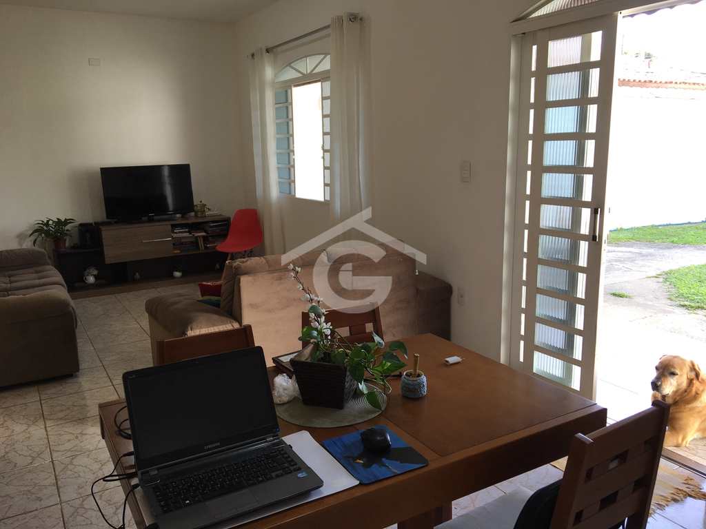 Casa em Guararema, no bairro Itapema