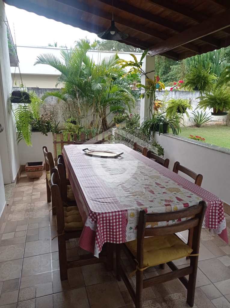 Casa em Guararema, no bairro Ponte de Pedra