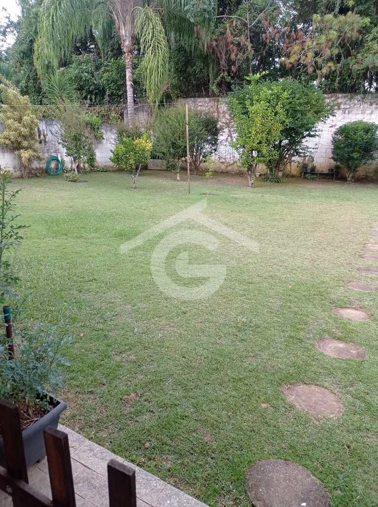 Casa em Guararema, no bairro Ponte de Pedra